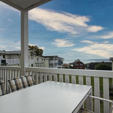 Meeresblick Fewo: Seaside Retreat with Balcony and Spa Access Goehren  Exterior photo